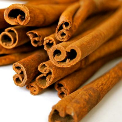 retrouvez le top 10 des huiles essentielles à utiliser en hiver d'après Chantal Fiechter sur le site Vitalsace.com